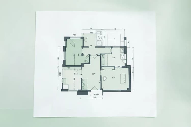 Planta baixa de uma casa com marcações de cômodos e valores.